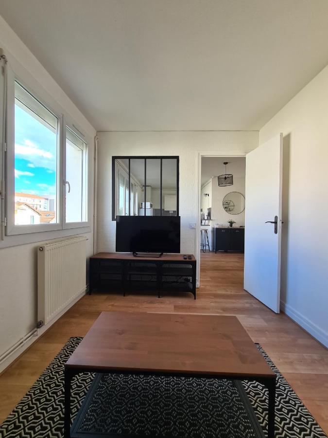 T2 Renove Avec Parking Gratuit Sur Place Apartment Valence  Ngoại thất bức ảnh