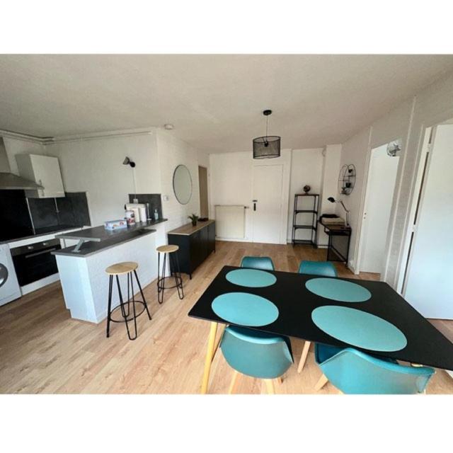 T2 Renove Avec Parking Gratuit Sur Place Apartment Valence  Ngoại thất bức ảnh